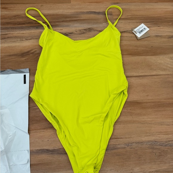 Toast swim high cut kiwi one piece brand new - Picture 1 of 2